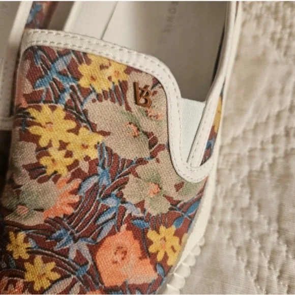 Veronica Beard Moccasins With Dust Bag - Picture 4 of 4